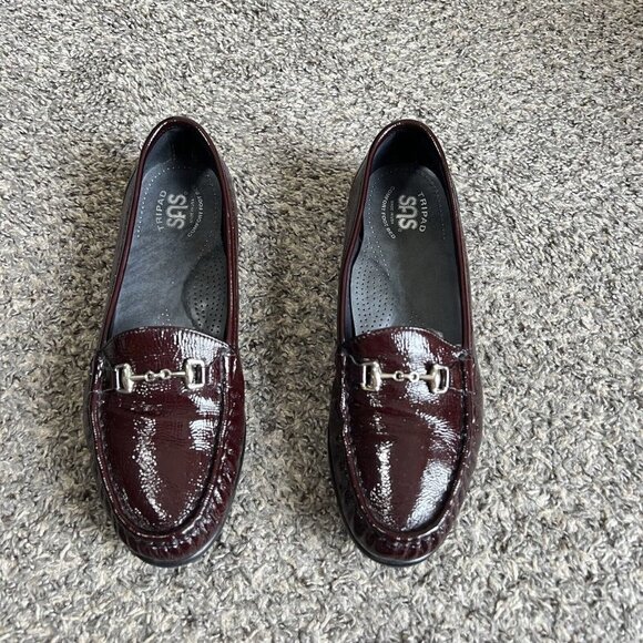 SAS Women's Metro Horsebit Patent Leather Loafer Shoes Burgundy Red Size 6 W - Picture 1 of 11